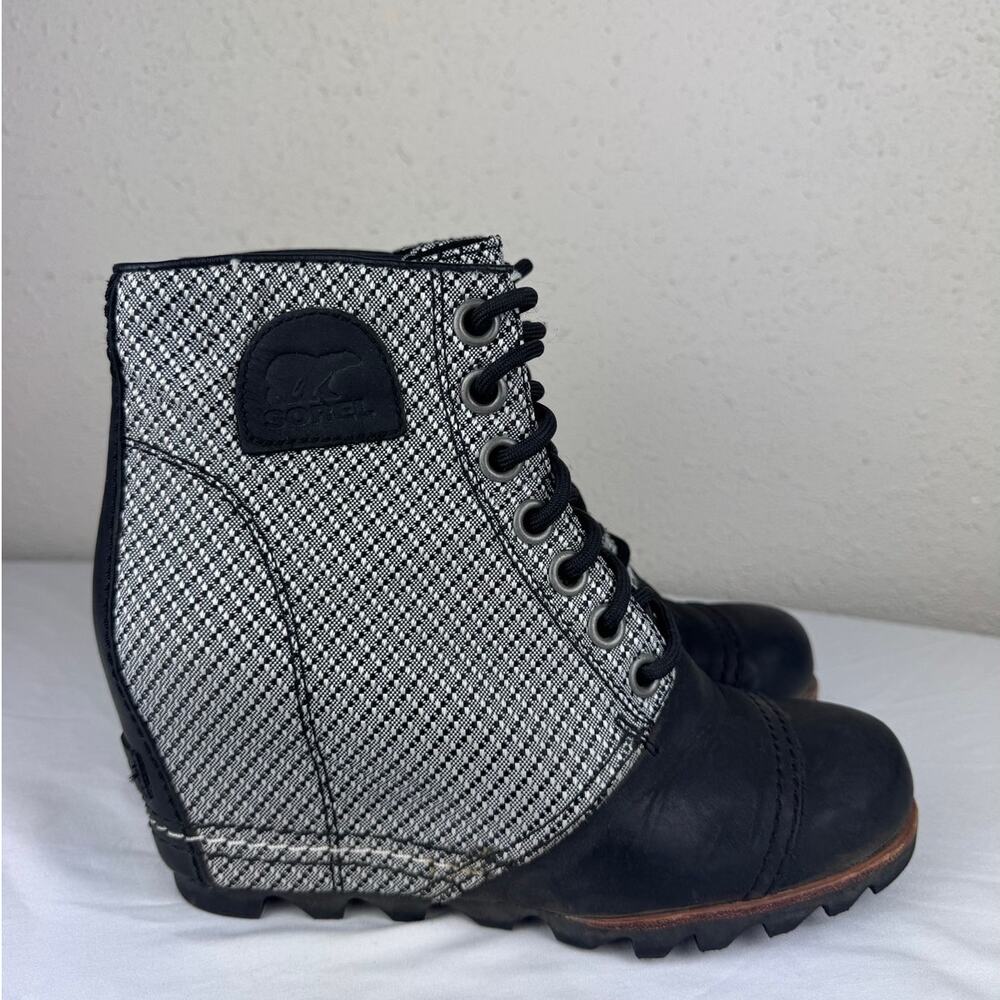 Sorel PDX Lexie Wedge Boots Womens size 8